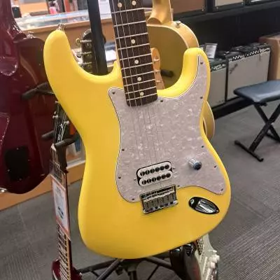 Fender Tom Delonge Strat